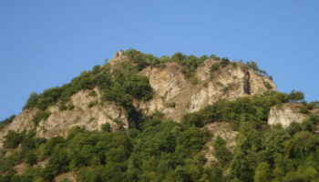 Handaberd fortress 9th century