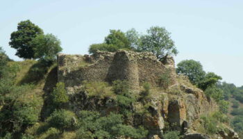 Handaberd fortress 9th century