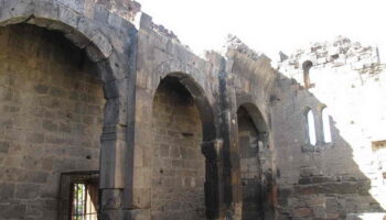 Tsiranavor church 5th century