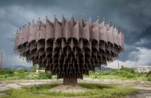 Iron fountain - Gyumri