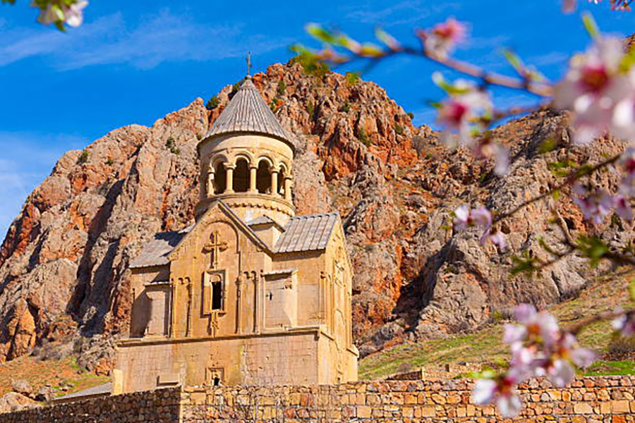 tour to Noravank