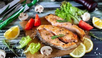 Армянская рыба Ишхан - переводится с армянского как «князь» или «царь».