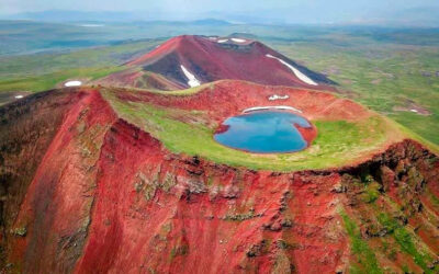 Высочайший пик Гегамского хребта-гора Аждаак