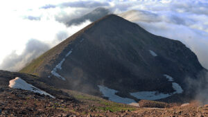 Гора Ишханасар