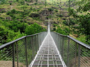 Khndzoresk swinging bridge