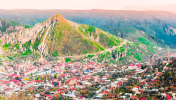 Горис г.