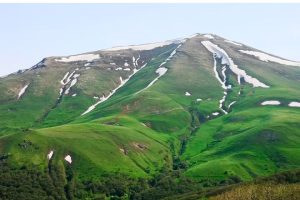 Mount Teghenis